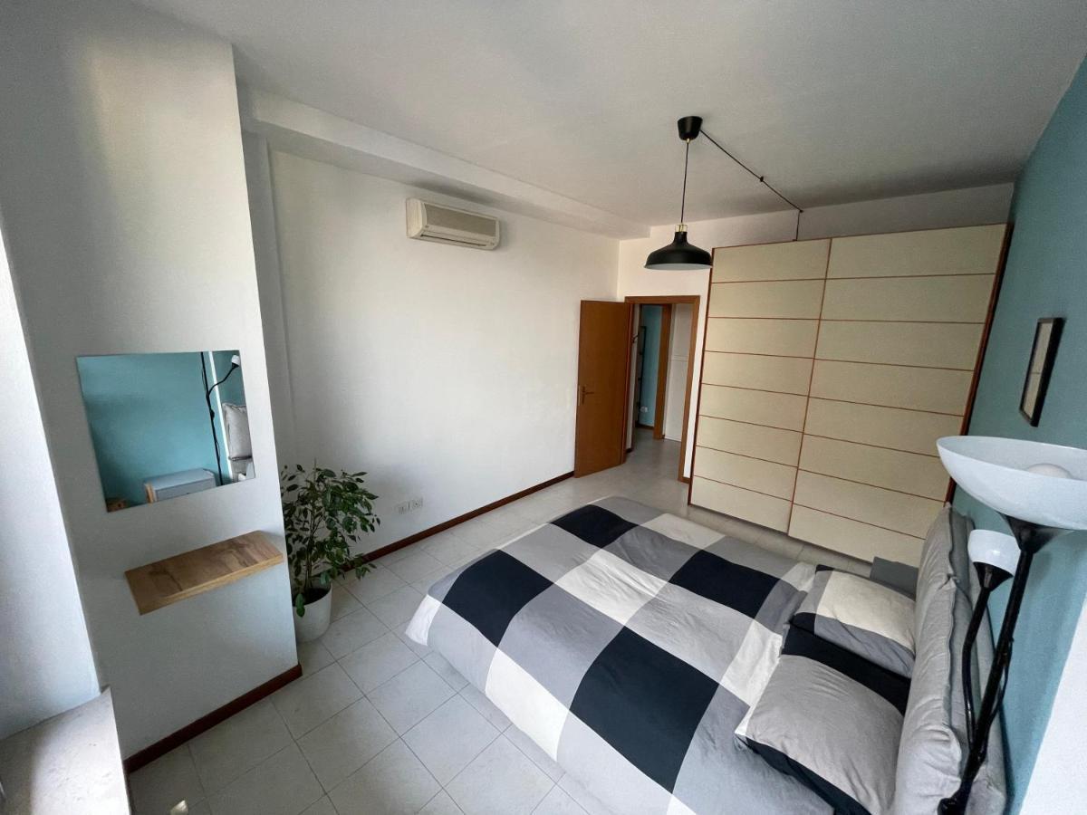 Ferienwohnung Mecenate Metropolitan Flat Mailand Exterior foto